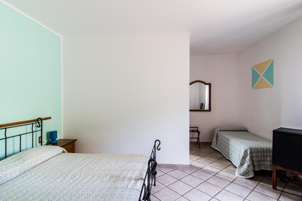 Torre Artale Hotel Trabia Oda fotoğraf
