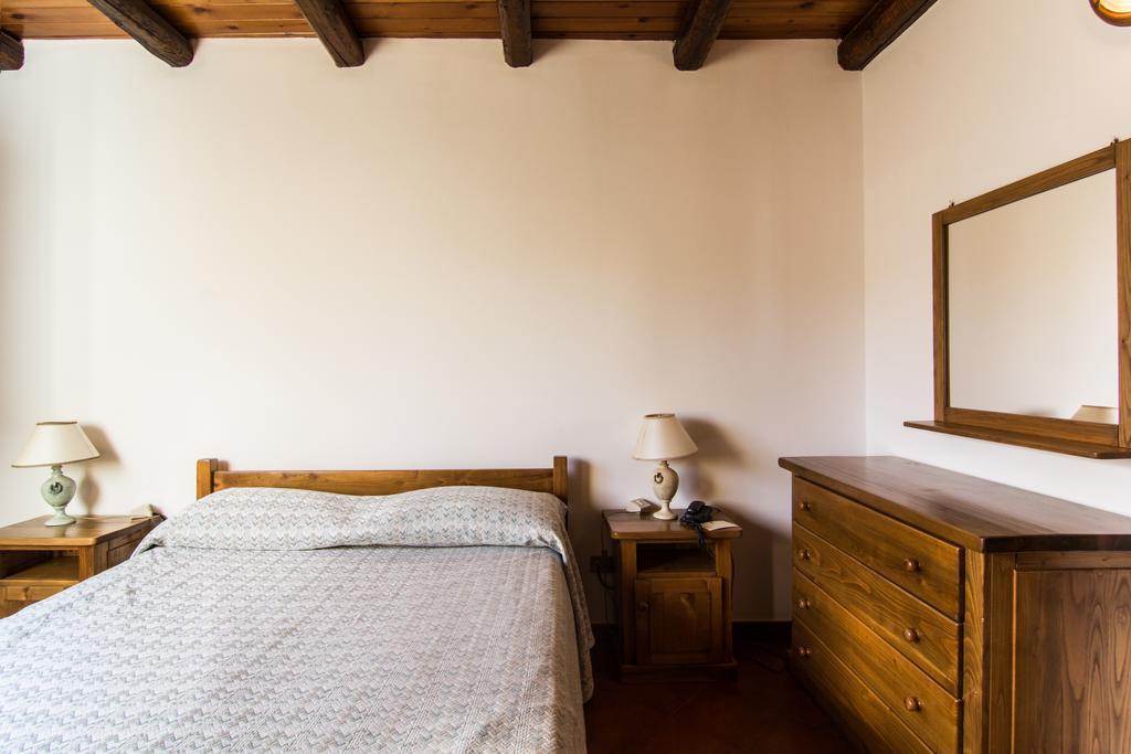 Torre Artale Hotel Trabia Oda fotoğraf